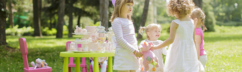 Send us your preferred dates for your Mobile kids party booking and we will get back to you asap and let you know of our availability. book a mobile kids party